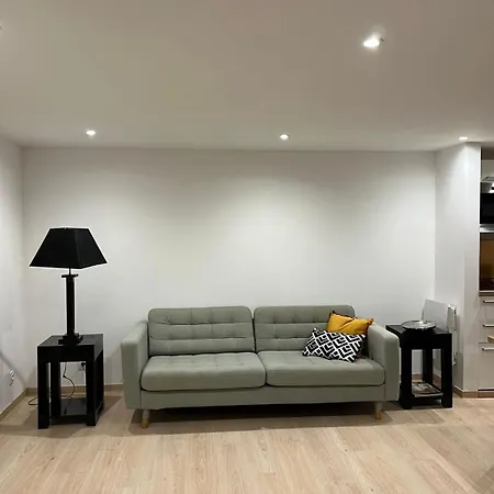 Homestay Place A 2 Minutes Du Metro Excellente Localisation Paris